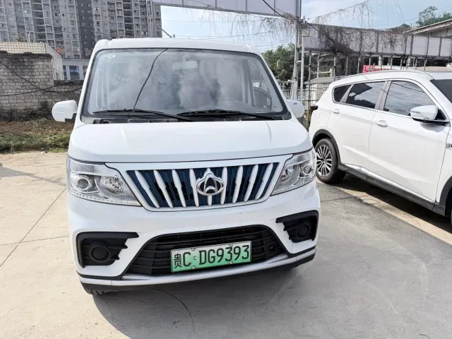 Changan Ruixing EM80 — Фото автомобиля 2