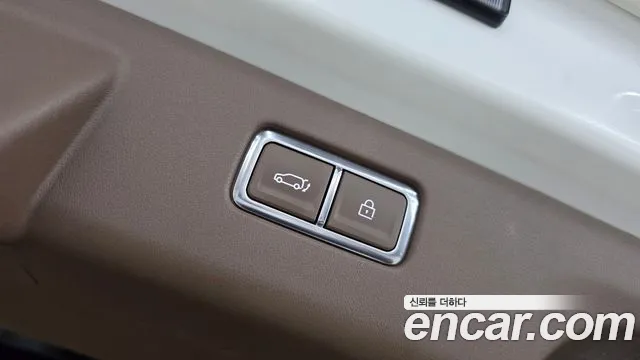Kia EV9 — Фото автомобиля 15
