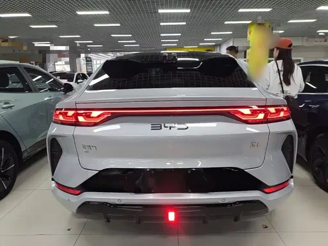 BYD Song L EV — Фото автомобиля 5