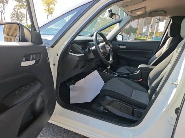 Honda Fit — Фото автомобиля 15