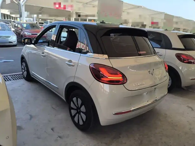 Wuling Bingo — Фото автомобиля 4
