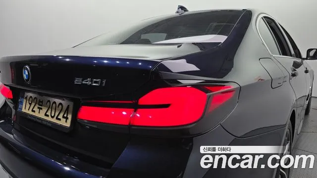 BMW 5 Series G30 — Фото автомобиля 23