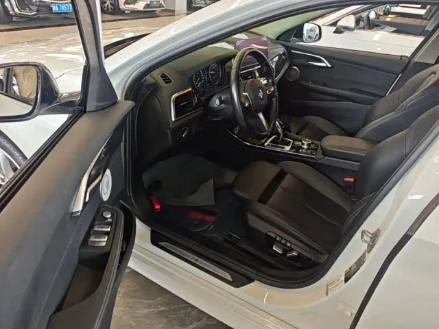 BMW 1 Series — Фото автомобиля 15
