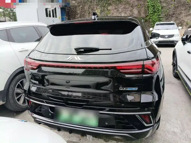 JAC Motors QX PHEV — Фото автомобиля 5
