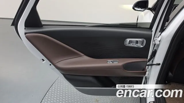 Hyundai Ioniq 6 — Фото автомобиля 14