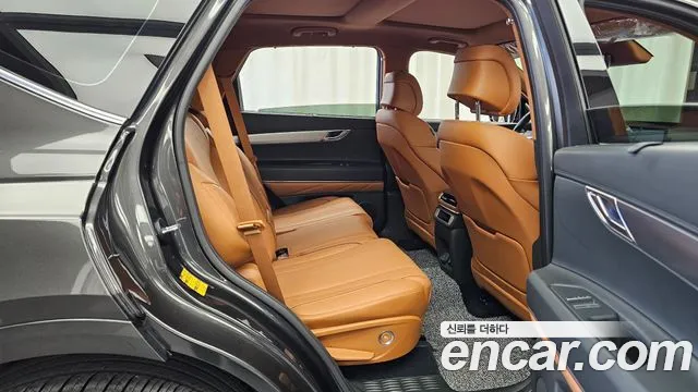 Genesis GV80 — Фото автомобиля 18