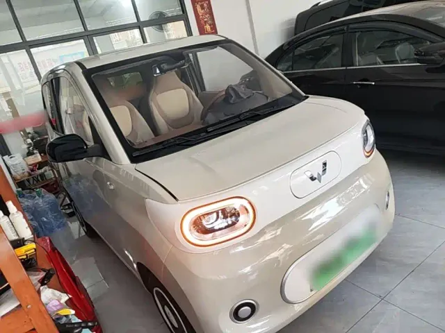 Wuling Hongguang Mini EV — Фото автомобиля 3