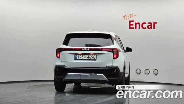 Kia Seltos Новый Seltos Бензин 1.6 турбо 2WD — Фото автомобиля 4