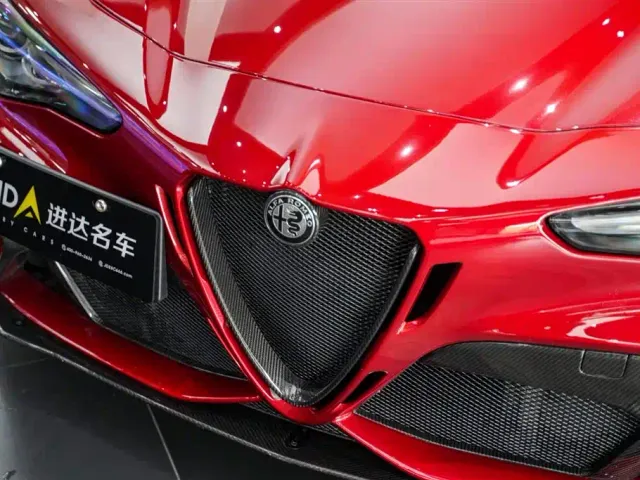 Alfa Romeo Giulia — Фото автомобиля 7