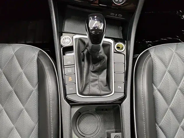 Volkswagen Sagitar — Фото автомобиля 16