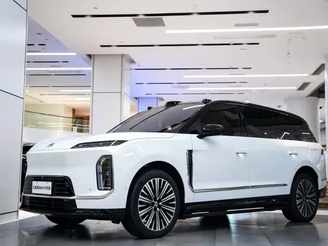 Фотография автомобиля — Nio ES9