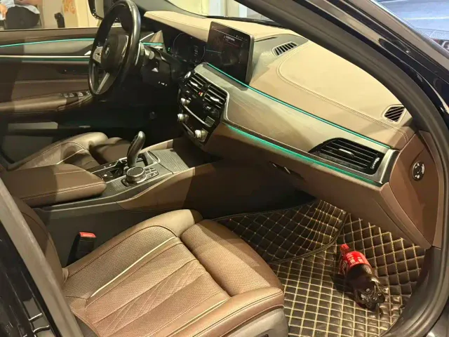 BMW 5 Series — Фото автомобиля 9