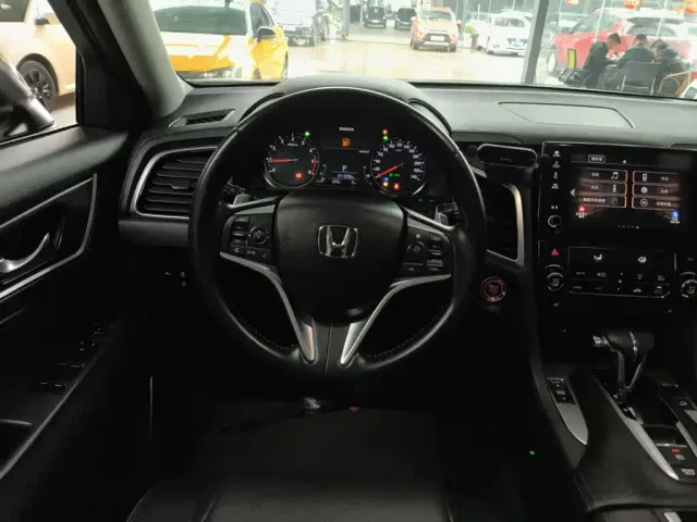 Honda Avancier — Фото автомобиля 6