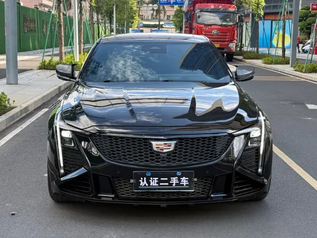 Cadillac CT5 — Фото автомобиля 2