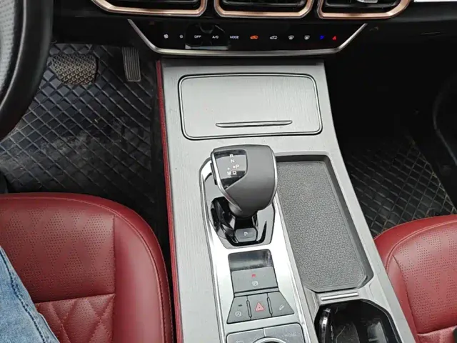 Jetour X70 Plus — Фото автомобиля 13