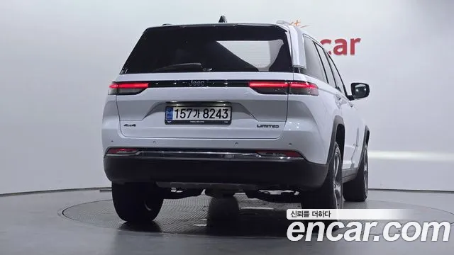 Jeep Cherokee Grand Cherokee(WL) 3.6 Limited — Фото автомобиля 4