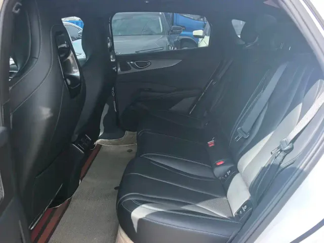 BYD Seal 06 — Фото автомобиля 12