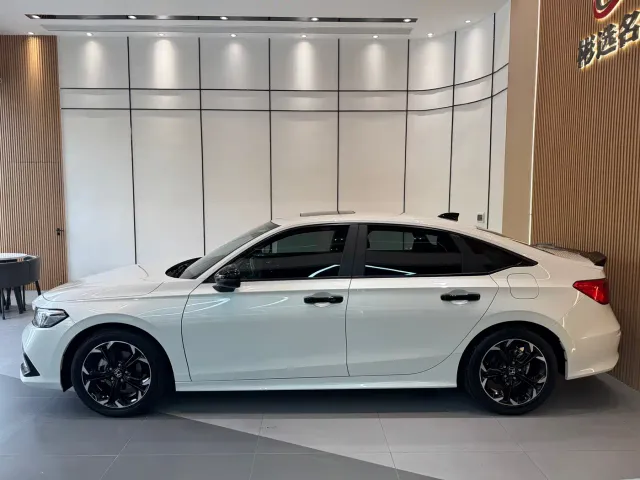 Honda Civic — Фото автомобиля 4