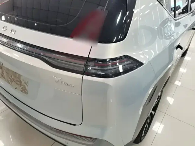 GAC Aion Y — Фото автомобиля 7