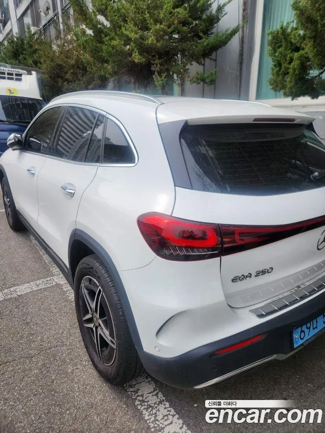 Mercedes-Benz EQA H243 — Фото автомобиля 5