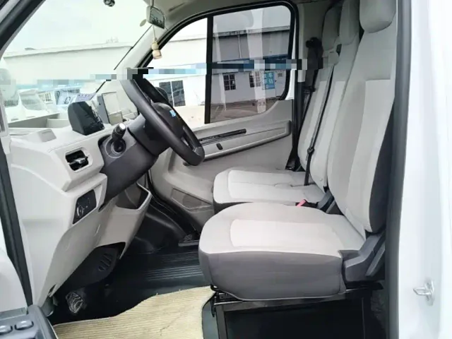 JMC E-Fushun — Фото автомобиля 10