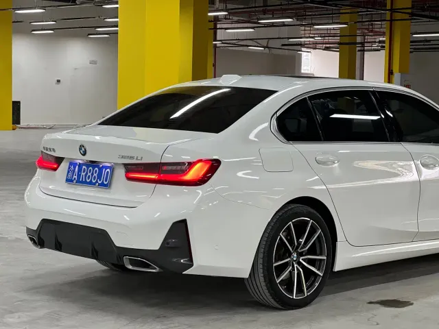 BMW 3 Series — Фото автомобиля 14