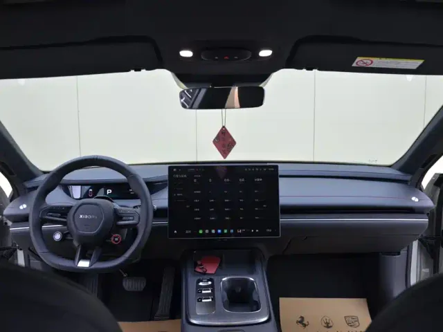 Xiaomi SU7 — Фото автомобиля 14