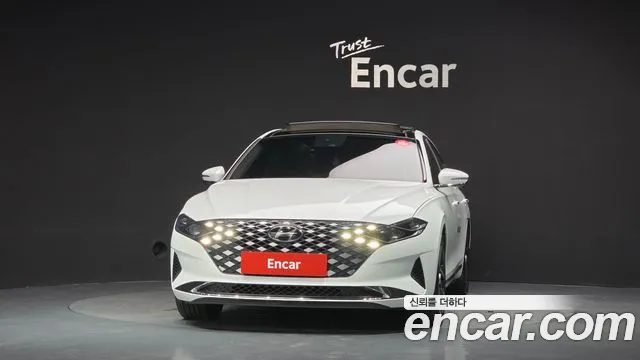 Hyundai Grandeur Grandeur (New) — Фото автомобиля 3