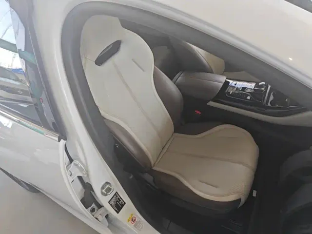 BYD Qin PLUS — Фото автомобиля 24