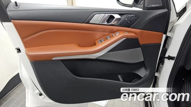 BMW X7 — Фото автомобиля 21