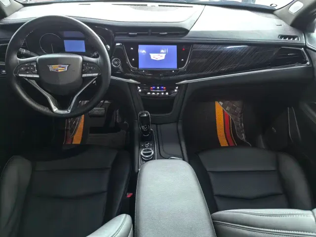 Cadillac XT6 — Фото автомобиля 10