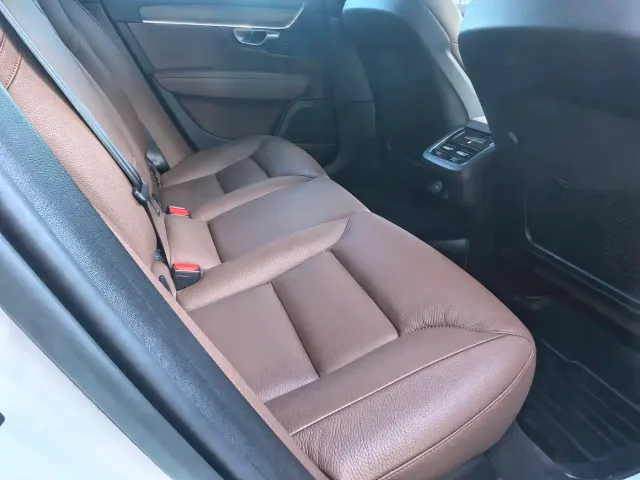Volvo V90 — Фото автомобиля 14
