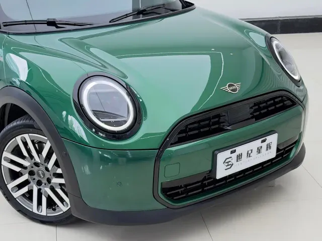 MINI Hatch — Фото автомобиля 6