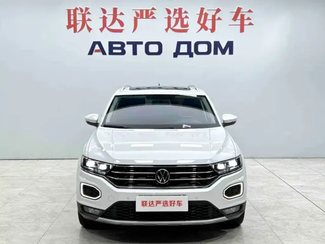 Volkswagen T-Roc — Фото автомобиля 2