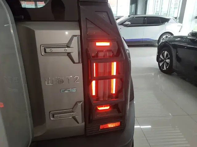 Jetour T2 — Фото автомобиля 7