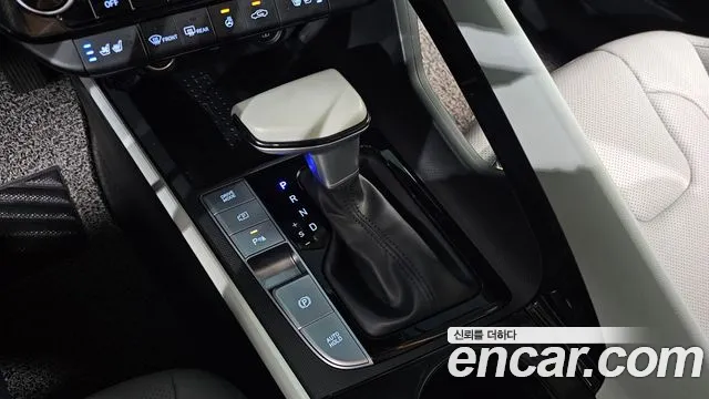 Hyundai Avante CN7 — Фото автомобиля 9