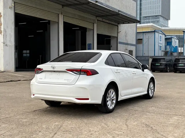 Toyota Corolla — Фото автомобиля 7
