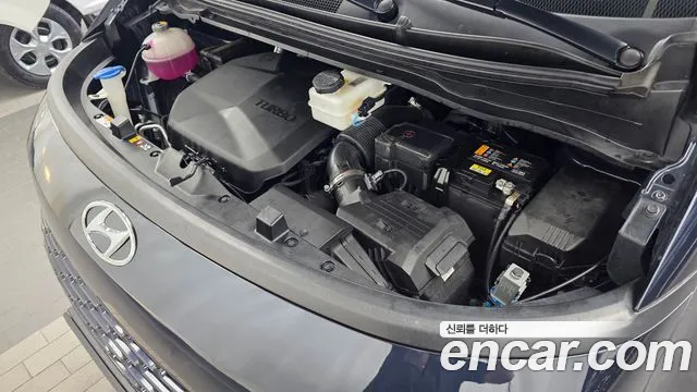 Hyundai Staria — Фото автомобиля 9