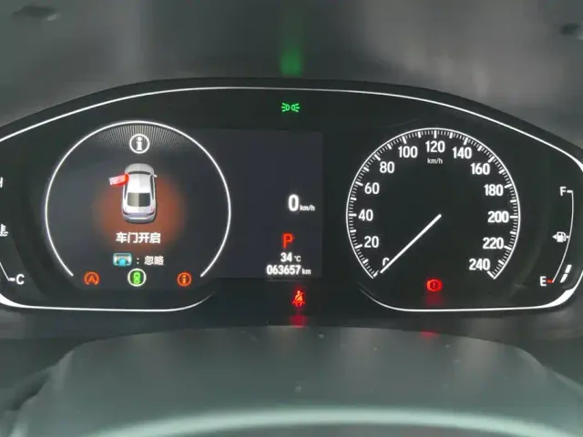 Honda Accord — Фото автомобиля 14