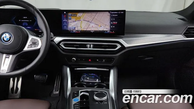 BMW i4 — Фото автомобиля 13