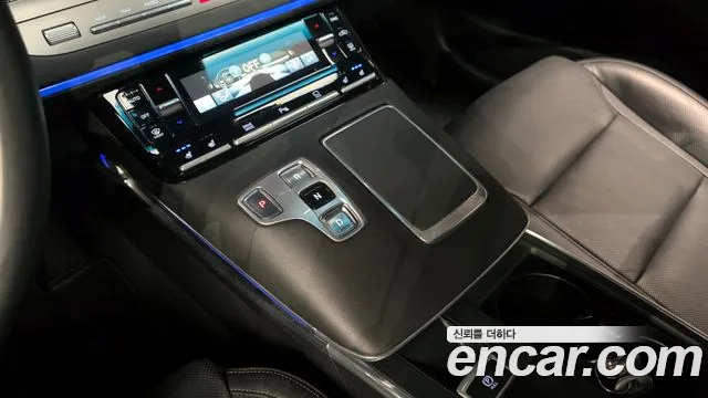 Hyundai Grandeur Новый Grandeur IG — Фото автомобиля 9