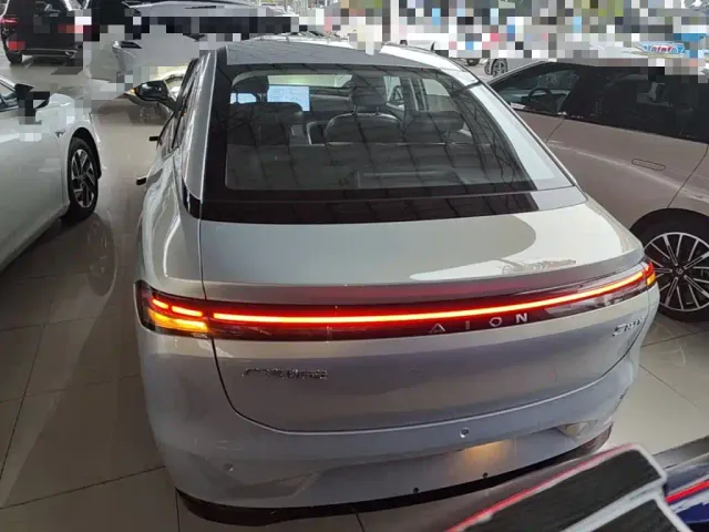 Aion AION S MAX 2024 70 Stellar Edition 54.6kWh — Фото автомобиля 5