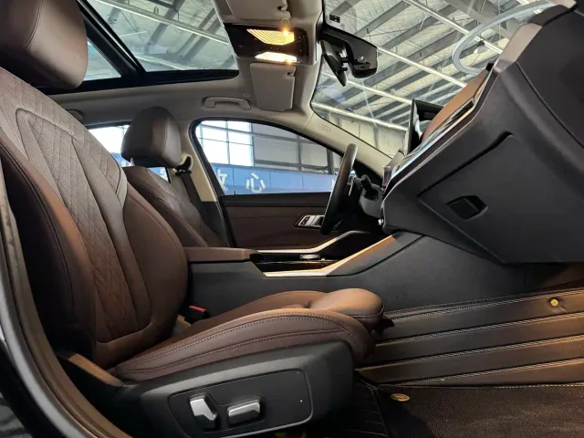 BMW 3 Series — Фото автомобиля 8