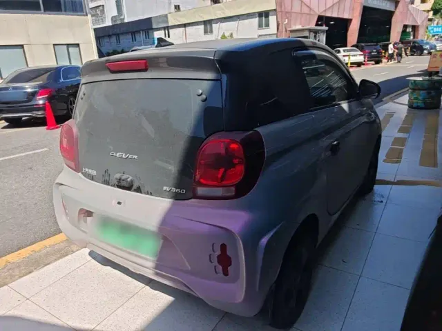 Roewe Clever — Фото автомобиля 6