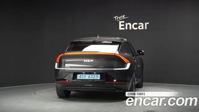 Kia EV6 — Фото автомобиля 4