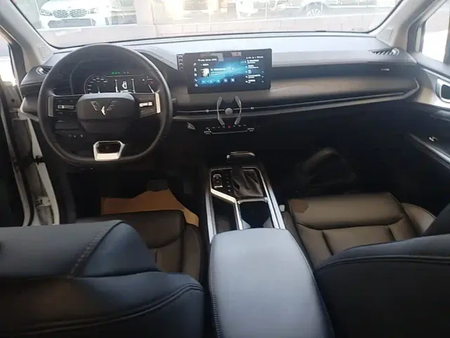 Wuling Jiachen — Фото автомобиля 9