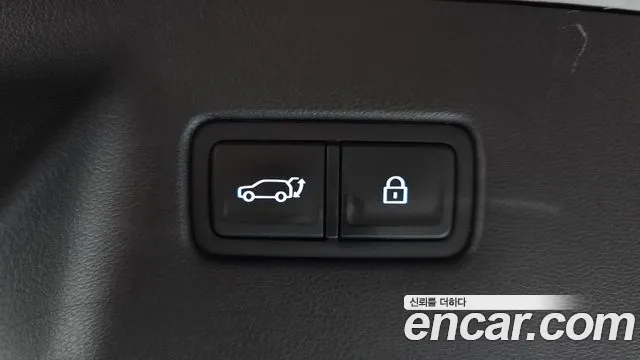Hyundai Santa Fe — Фото автомобиля 24