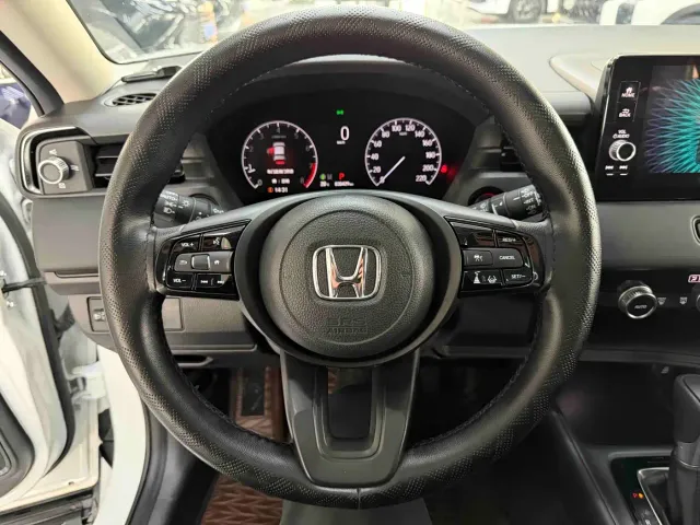 Honda Vezel — Фото автомобиля 12