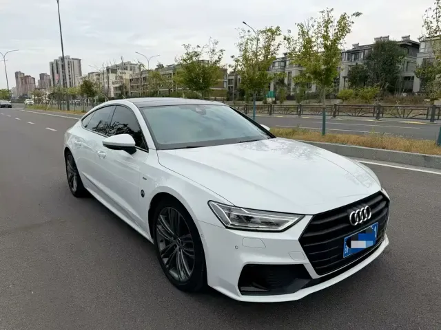 Audi A7 — Фото автомобиля 2