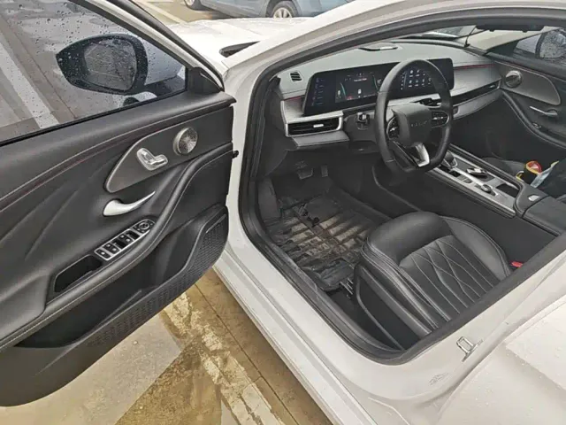 Chery Arrizo 8 — Фото автомобиля 15